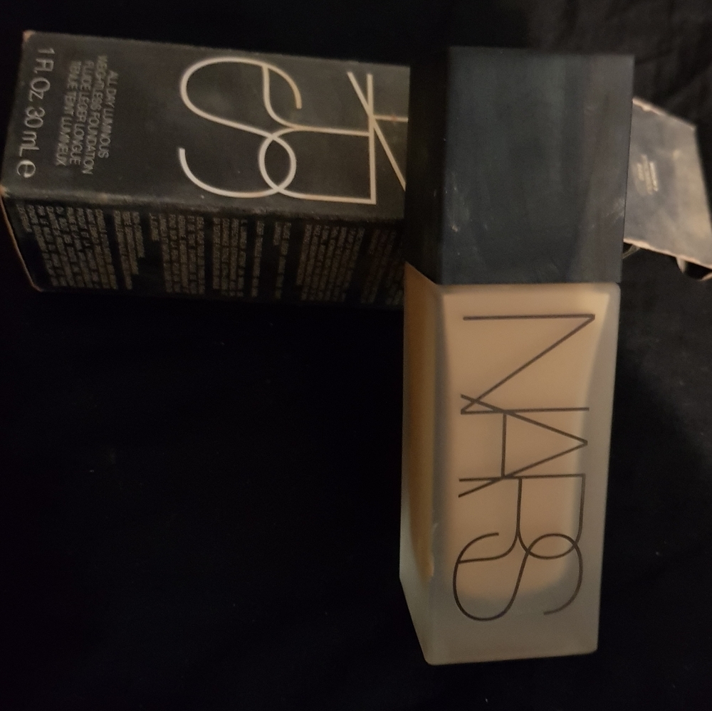 Nars foundation medium stromboli